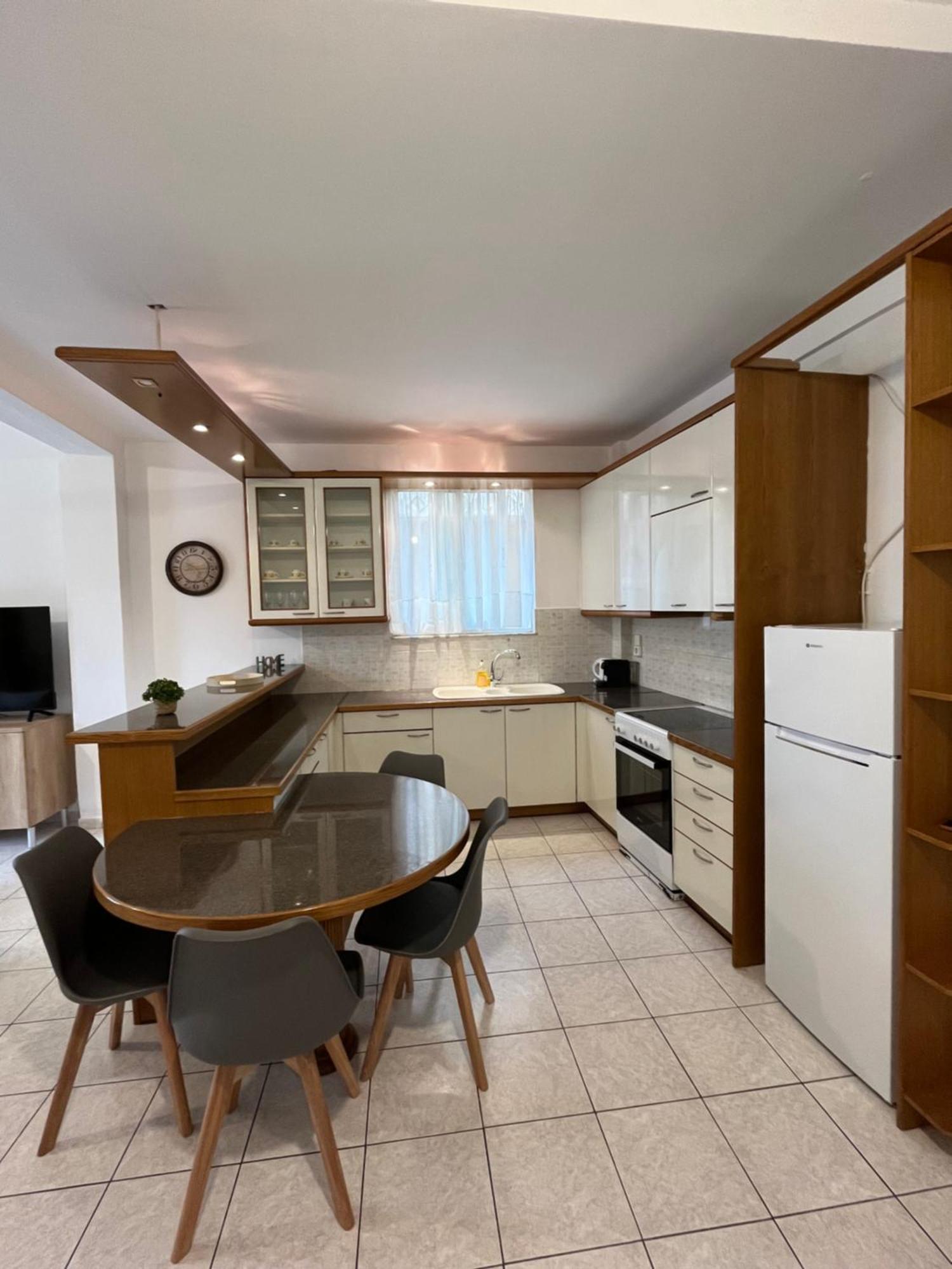 Hermanos City Apartment'S Ираклион Экстерьер фото